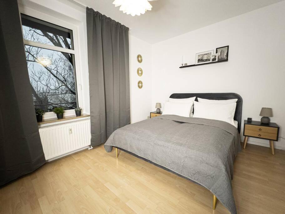 Purer Luxus Mit 2 Schlafzimmern, Balkon Und Privat-Parkplatz Leipzig Exteriör bild