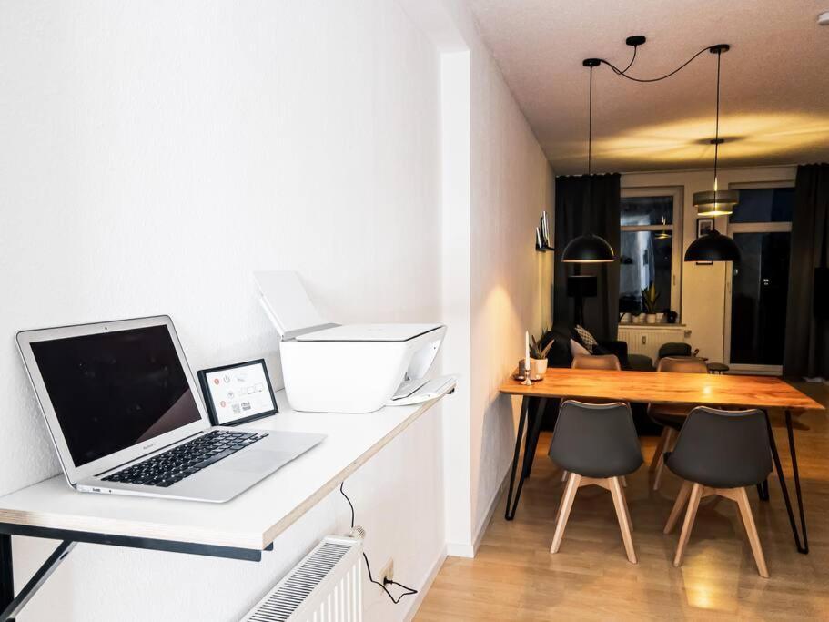 Purer Luxus Mit 2 Schlafzimmern, Balkon Und Privat-Parkplatz Leipzig Exteriör bild