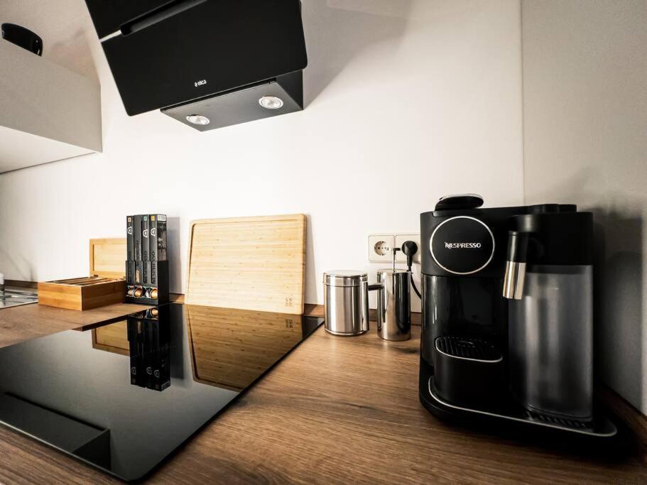 Purer Luxus Mit 2 Schlafzimmern, Balkon Und Privat-Parkplatz Leipzig Exteriör bild